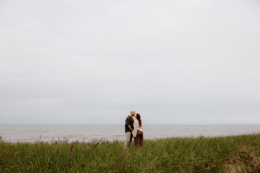 Photograph of engagement portraits at Park Point in Duluth, Minnesota.