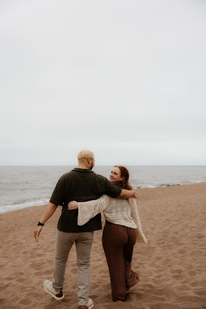 Photograph of engagement portraits at Park Point in Duluth, Minnesota.