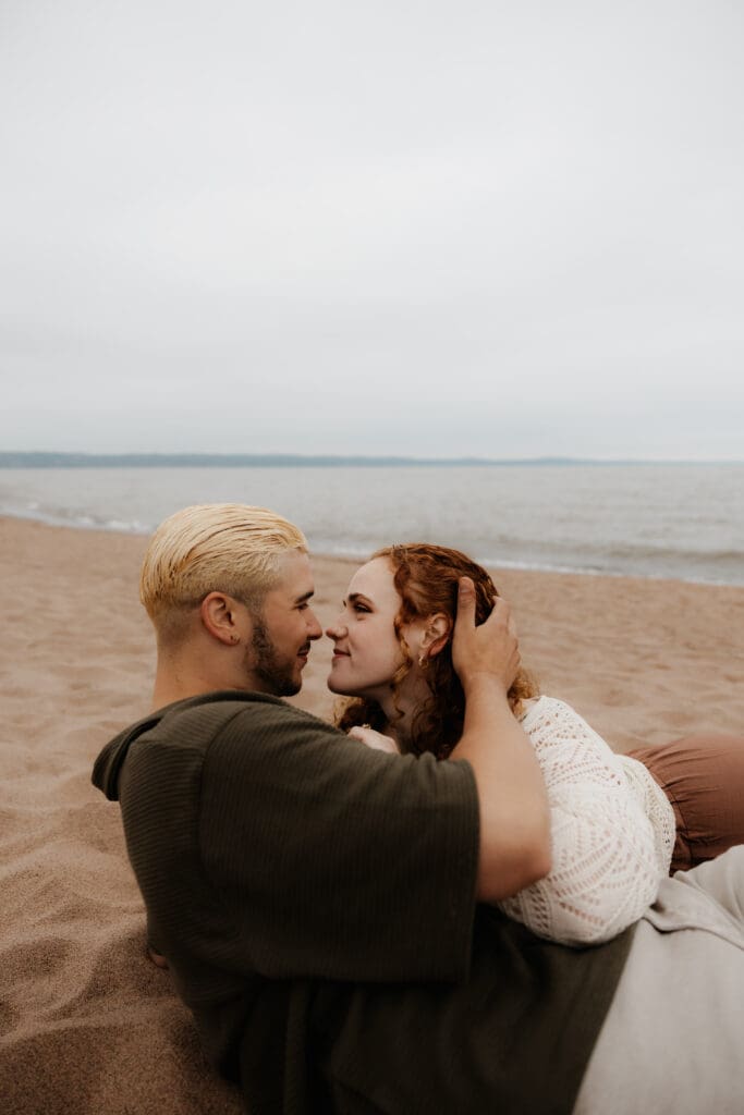 Photograph of engagement portraits at Park Point in Duluth, Minnesota.