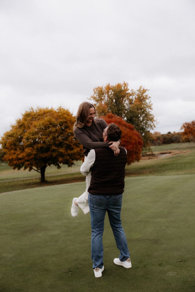 Photograph of engagement portraits at Hiawatha Golf Course in Minneapolis Minnesota.