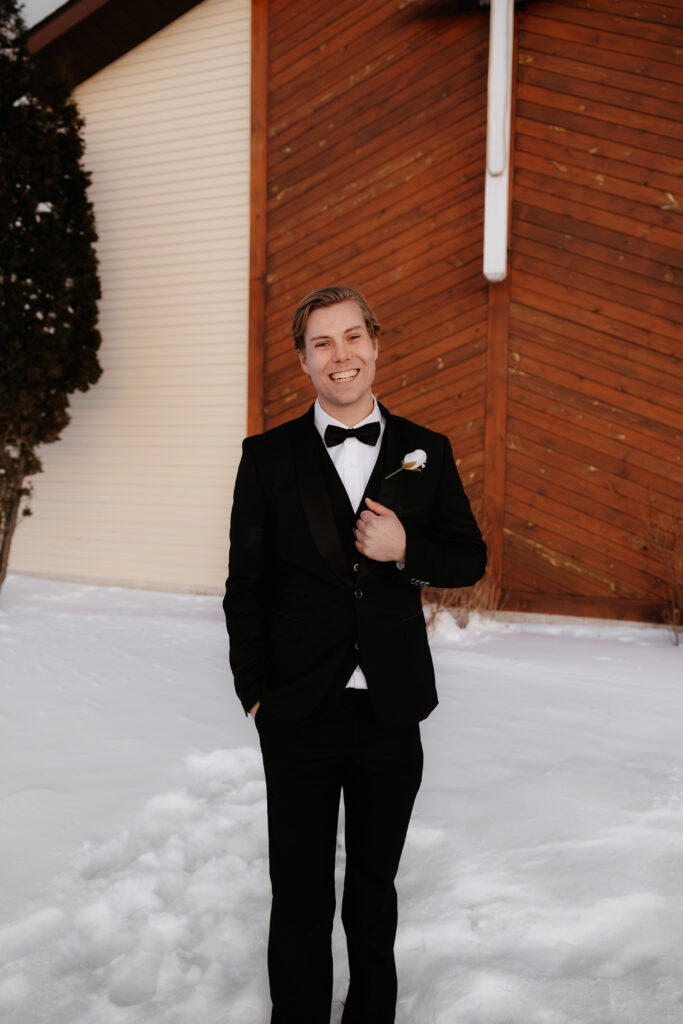 Photograph of a winter wedding at the Tenstrike Community Church in Bemidji, Minnesota by Minnesota wedding photographer and videographer, Alyssa Thompson Media.